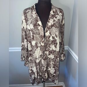 Jaclyn Smith Plus Size Crepon Hawaiian Floral Open Cardigan Shirt 2X Brown Cream